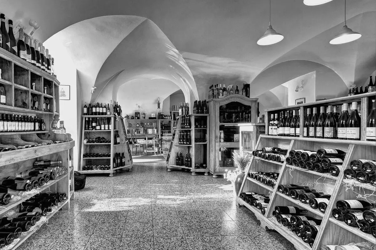 VINOTÉKA IN VINO
